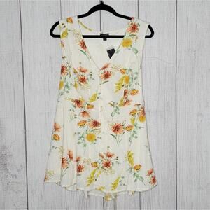 Torrid Floral Rayon Slub Button Up With Waist Detail Tank, size 3